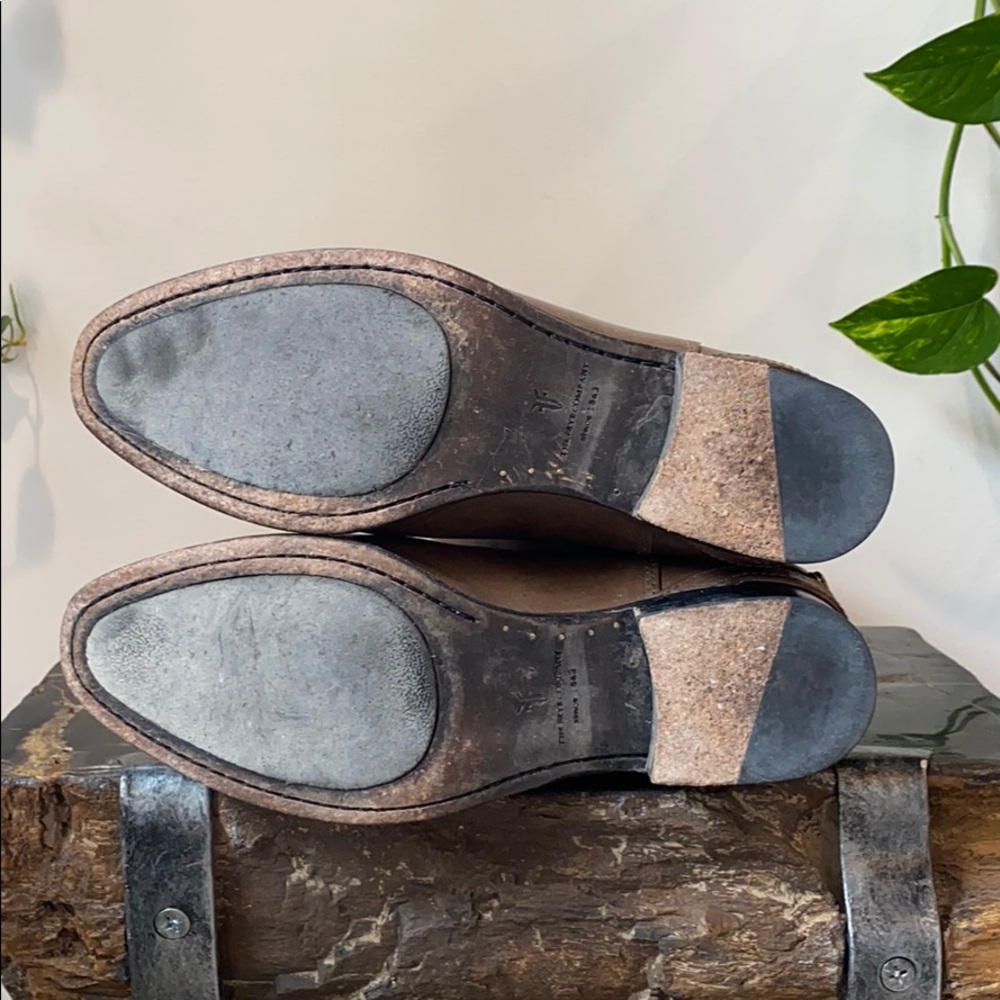 FRYE brown leather riding boots - Picture 7 of 8